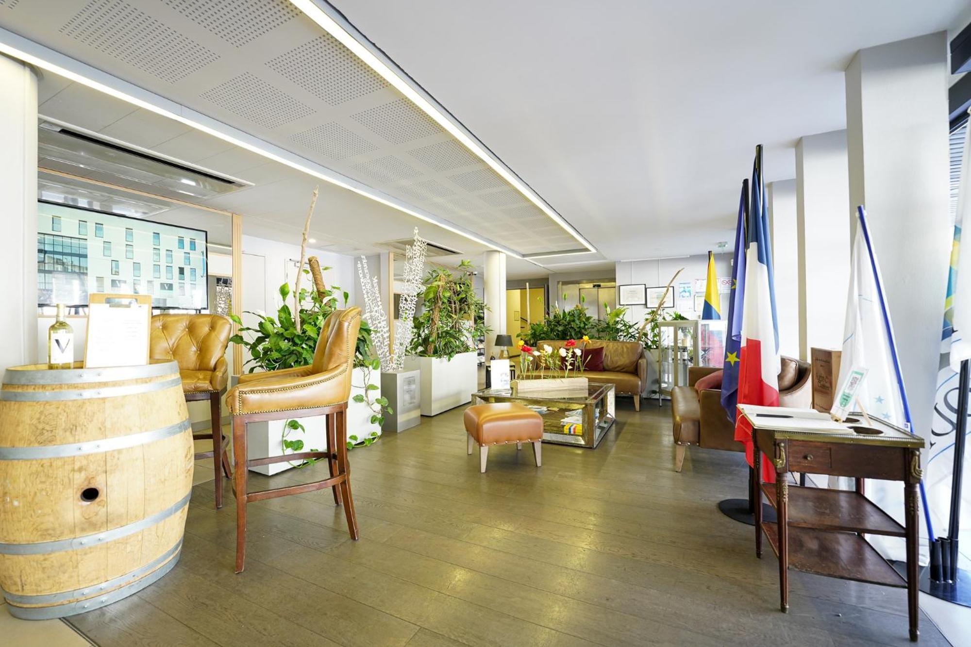 Vatel Hotel 4*